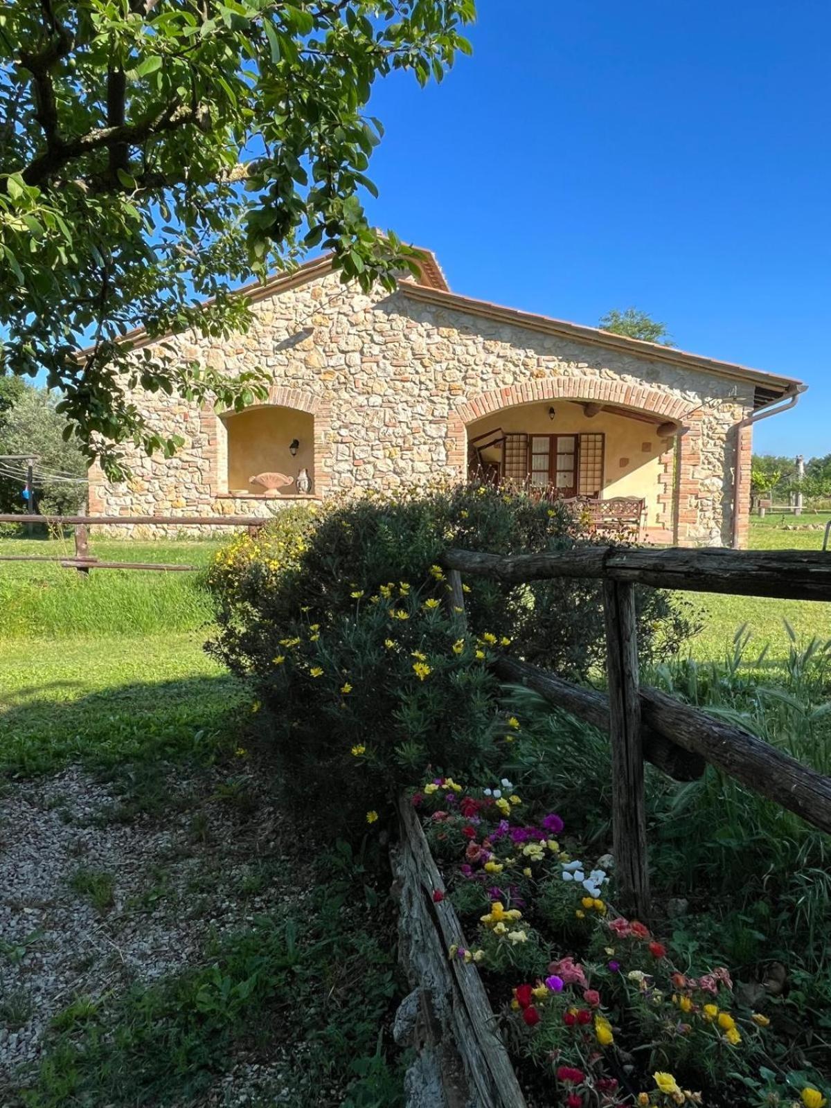 Agriturismo Podere Dell' Olmo Amelia Buitenkant foto