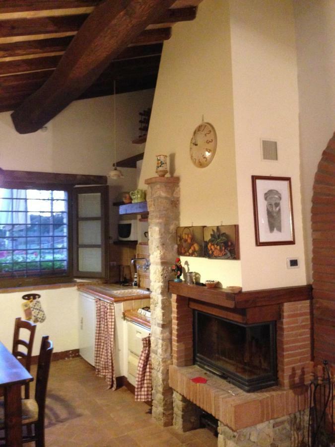 Agriturismo Podere Dell' Olmo Amelia Buitenkant foto