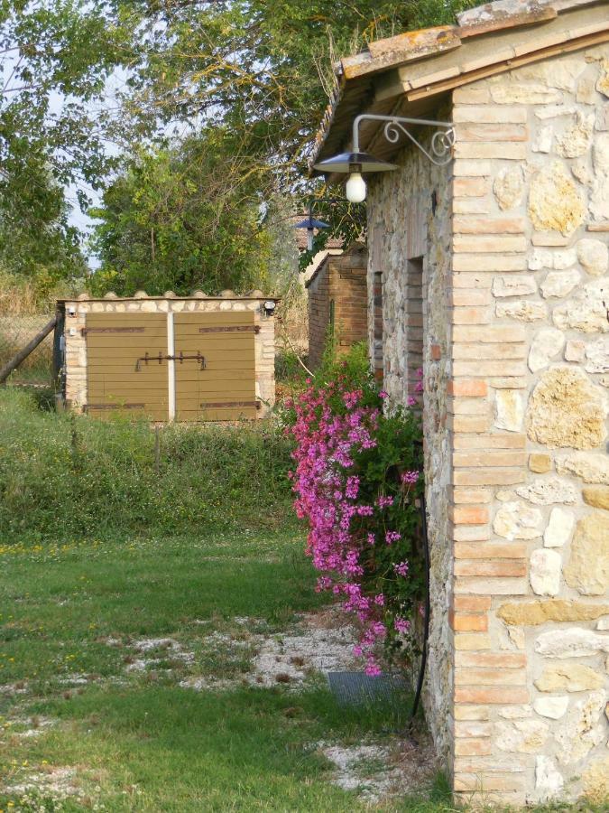 Agriturismo Podere Dell' Olmo Amelia Buitenkant foto